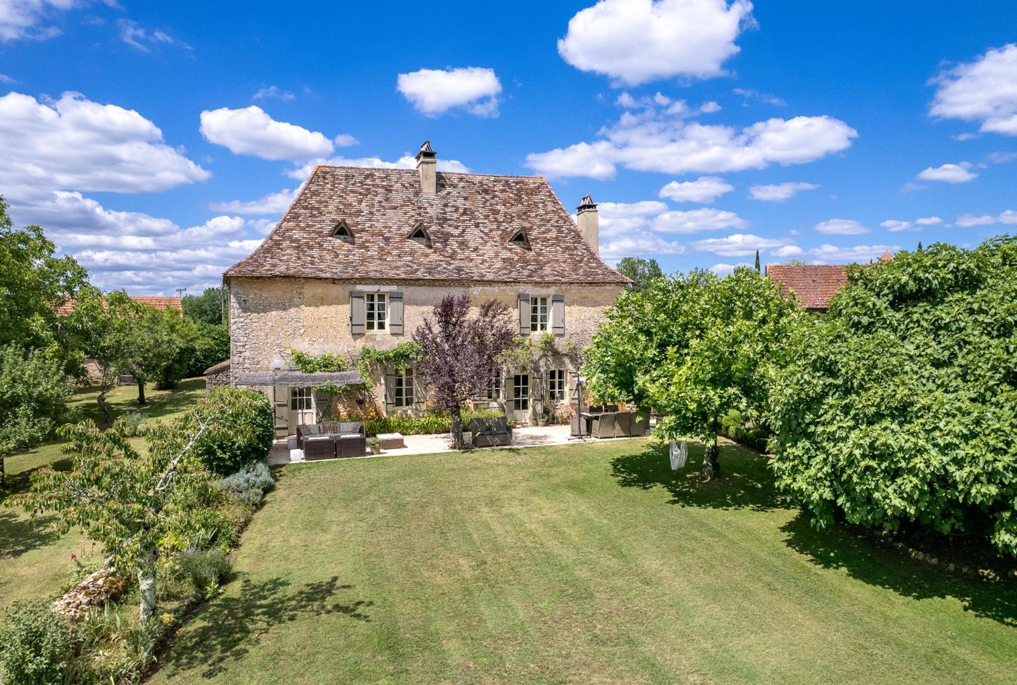 La Maison Louverie Pontours Exterior foto
