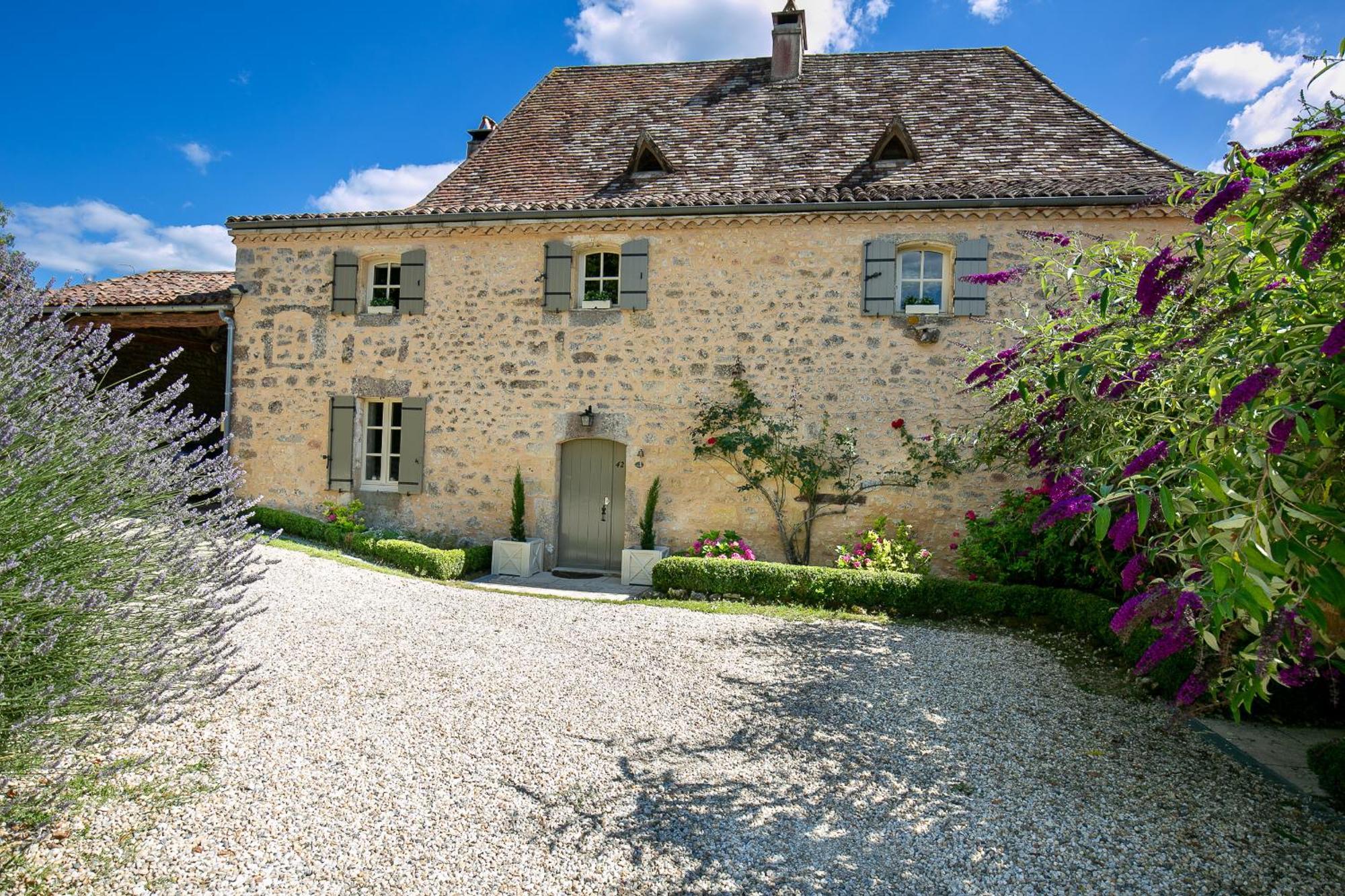 La Maison Louverie Pontours Exterior foto
