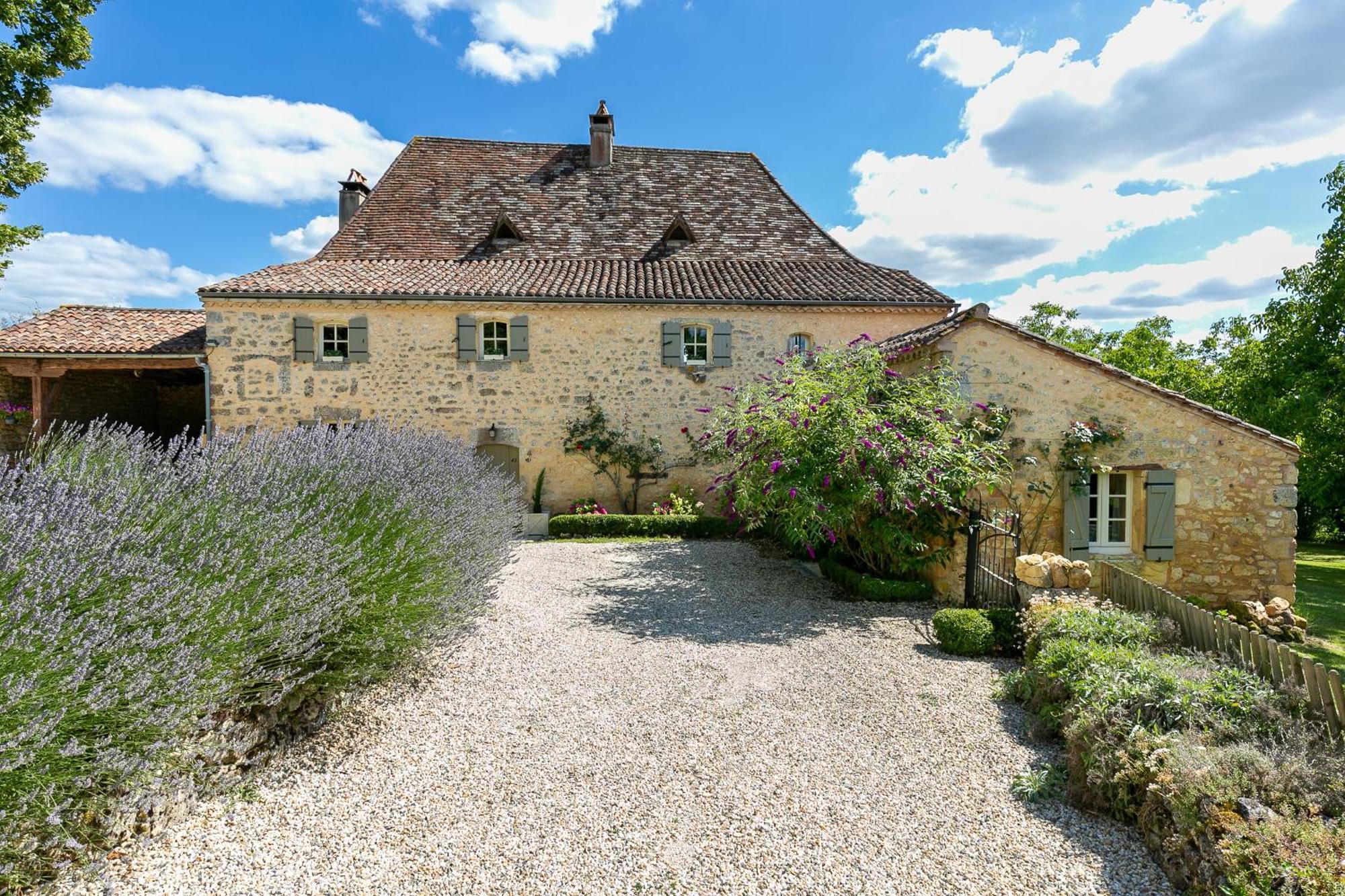 La Maison Louverie Pontours Exterior foto